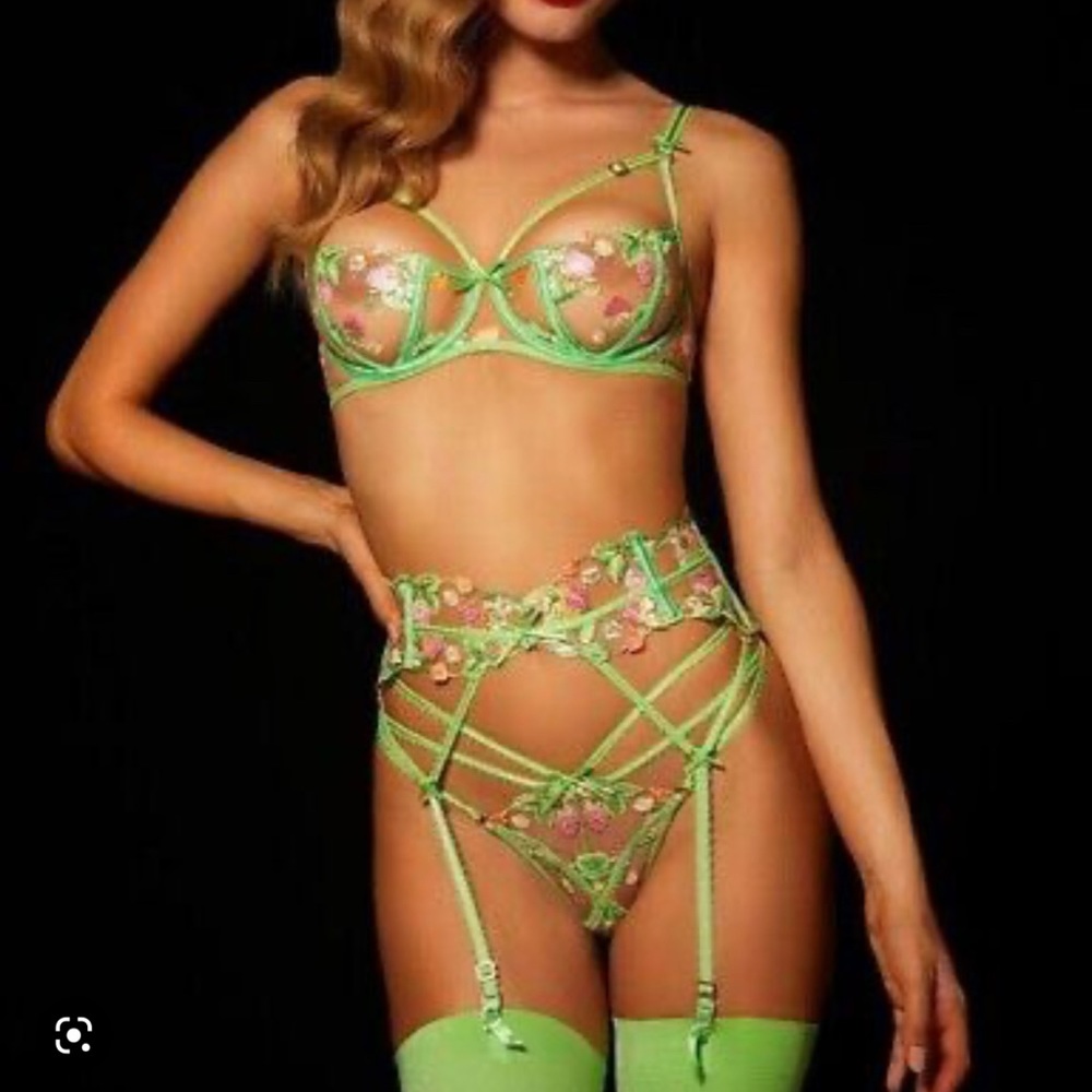 Honey Birdette Lottie set